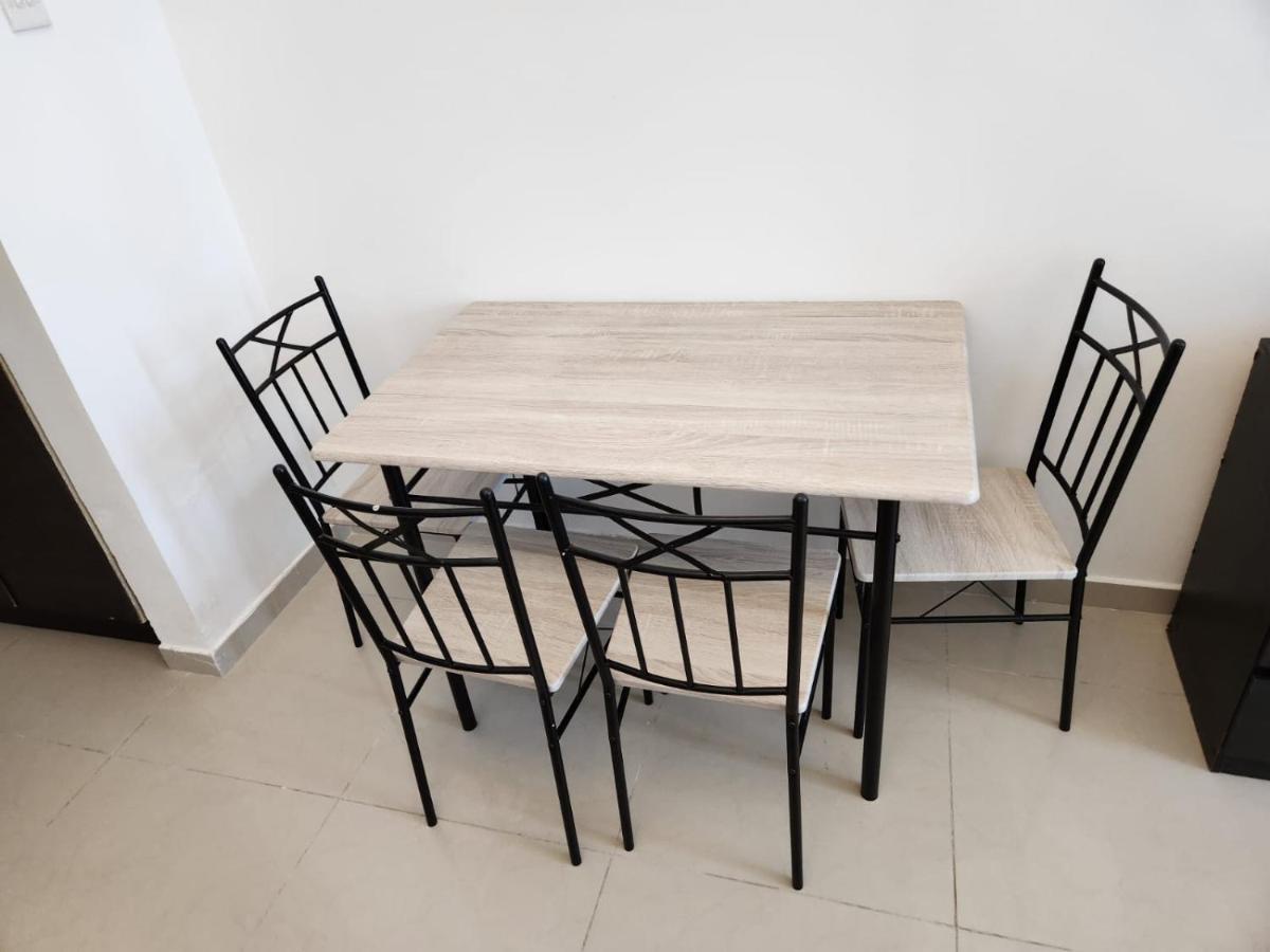 Furnished Studio Apartment Near Business Bay Metro Station Dubai Buitenkant foto