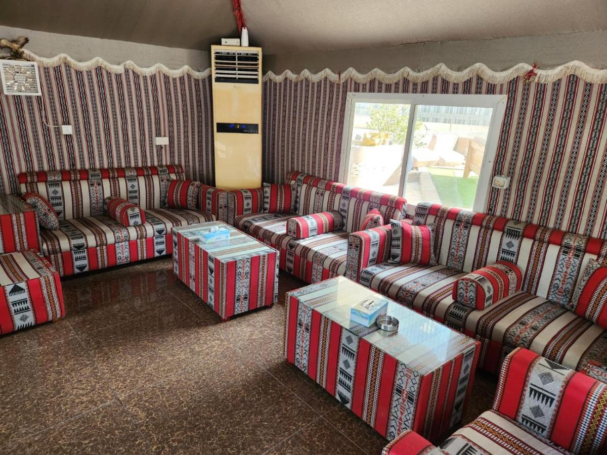 Furnished Studio Apartment Near Business Bay Metro Station Dubai Buitenkant foto
