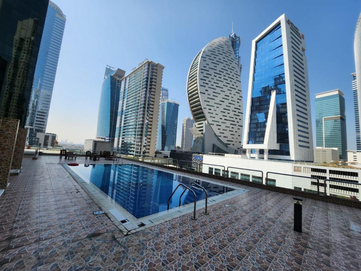 Furnished Studio Apartment Near Business Bay Metro Station Dubai Buitenkant foto