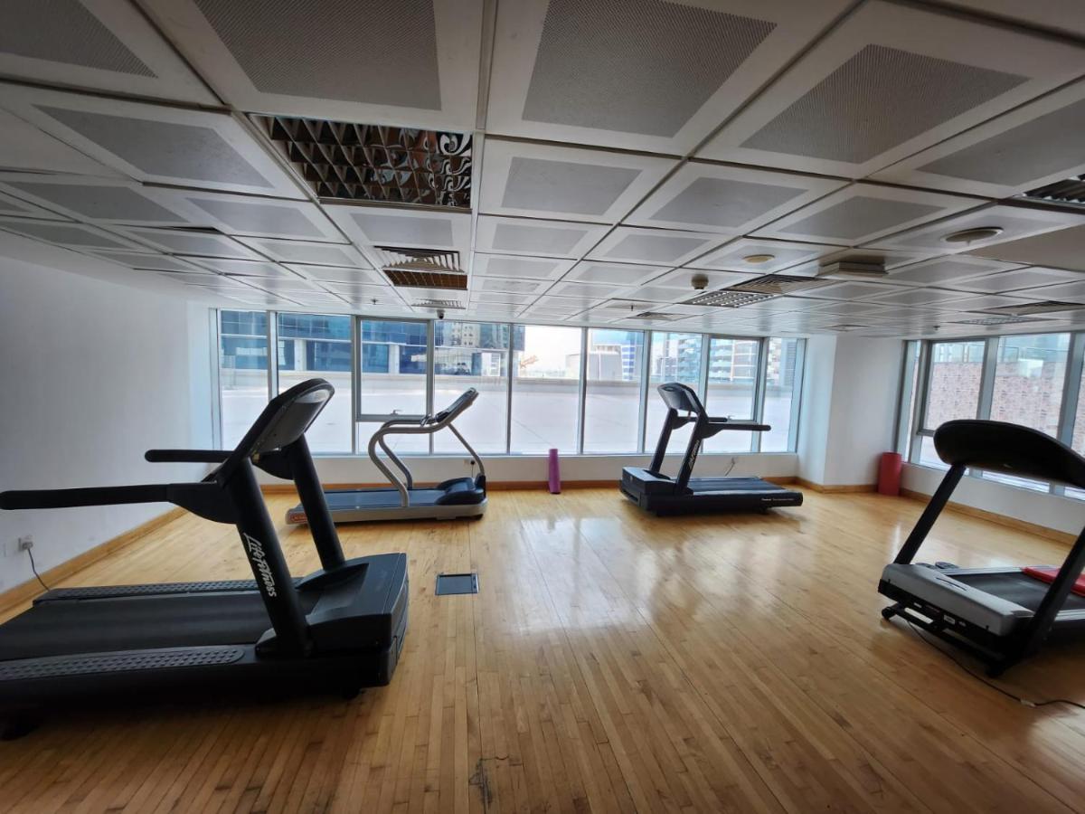 Furnished Studio Apartment Near Business Bay Metro Station Dubai Buitenkant foto